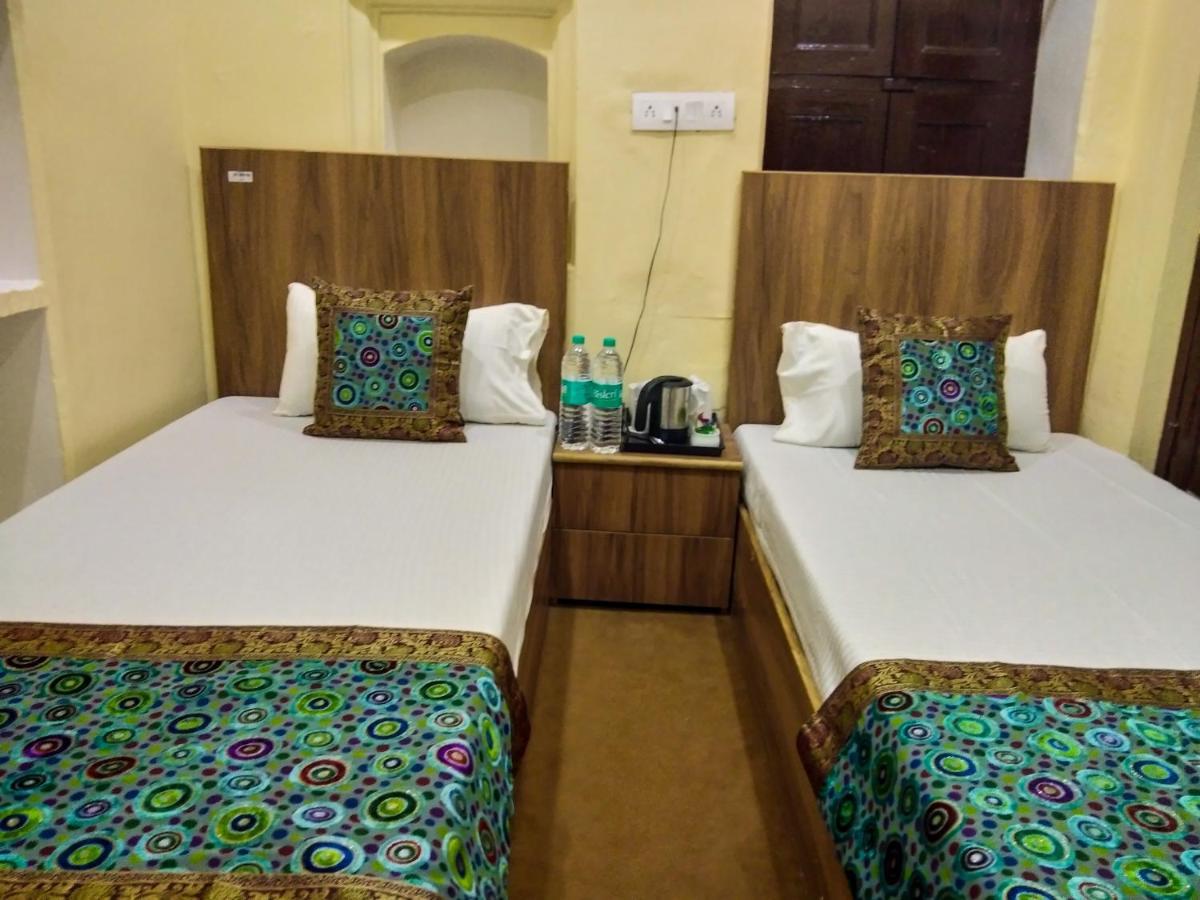 Ajay Guest House Βαρανάσι Εξωτερικό φωτογραφία