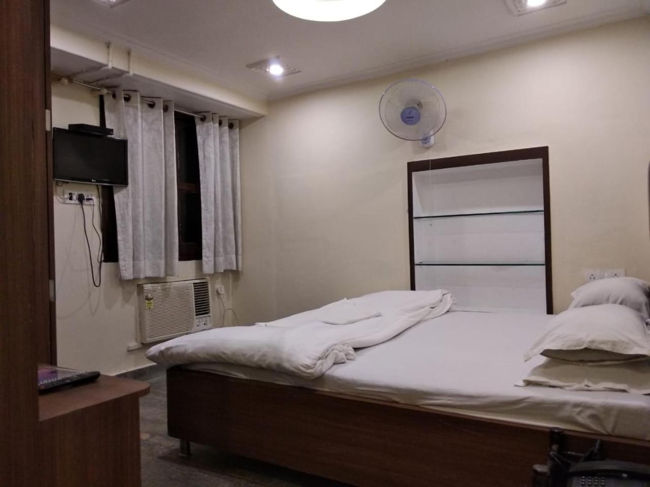 Ajay Guest House Βαρανάσι Εξωτερικό φωτογραφία