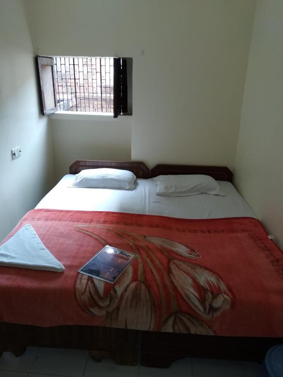 Ajay Guest House Βαρανάσι Εξωτερικό φωτογραφία