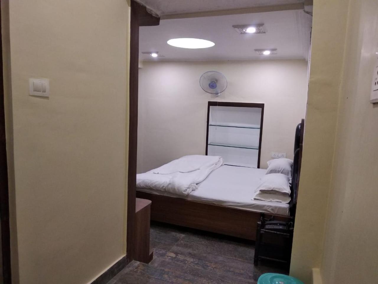 Ajay Guest House Βαρανάσι Εξωτερικό φωτογραφία