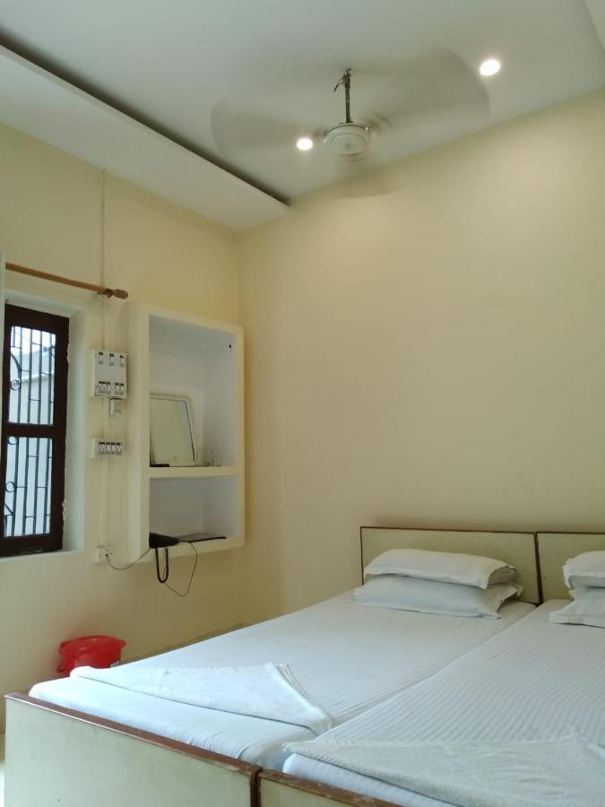 Ajay Guest House Βαρανάσι Εξωτερικό φωτογραφία